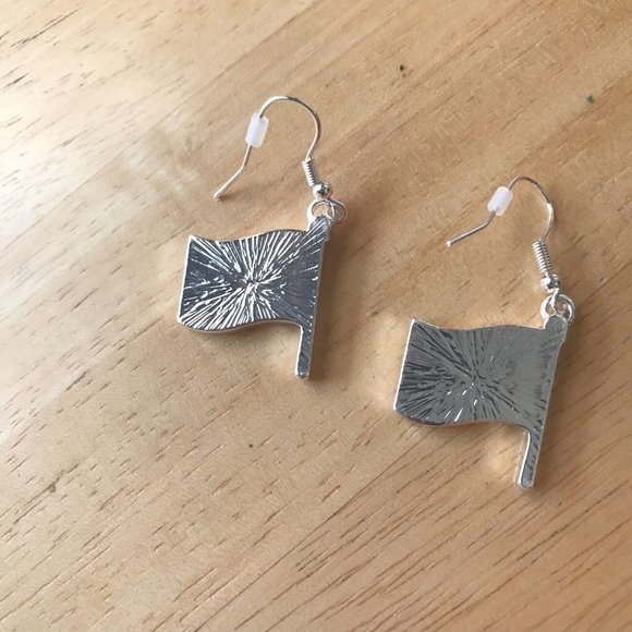 American Flag Earrings Patriotic Labor Day  July 4th Veterans Memorial P… - Picture 11 of 11